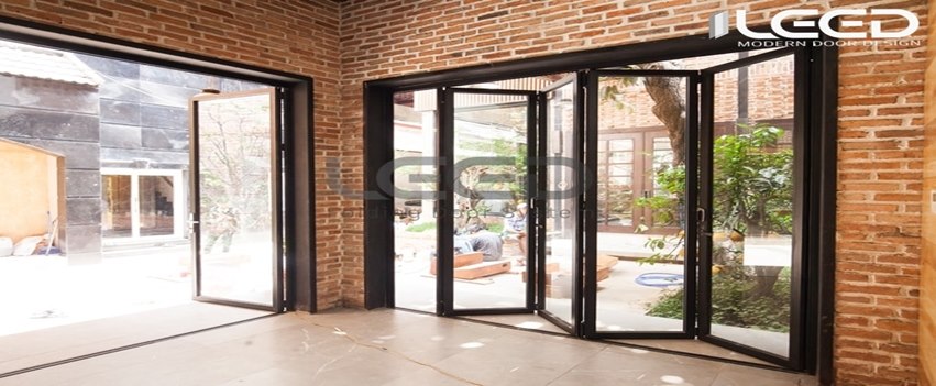 cửa trượt 4 cánh